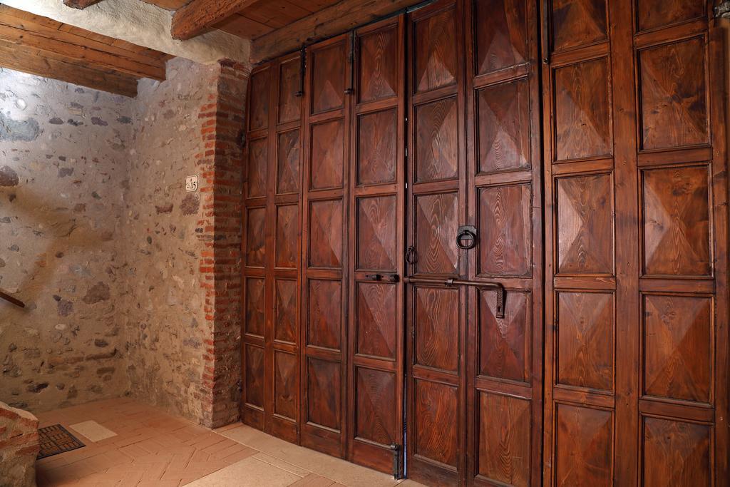 Residence Borgo Mondragon Λατζίζε Εξωτερικό φωτογραφία