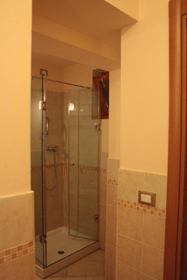 Residence Borgo Mondragon Λατζίζε Εξωτερικό φωτογραφία