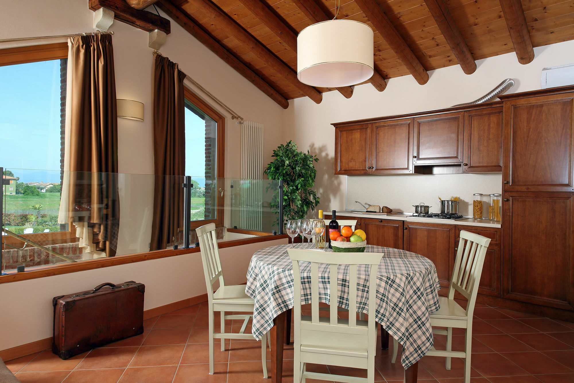 Residence Borgo Mondragon Λατζίζε Εξωτερικό φωτογραφία