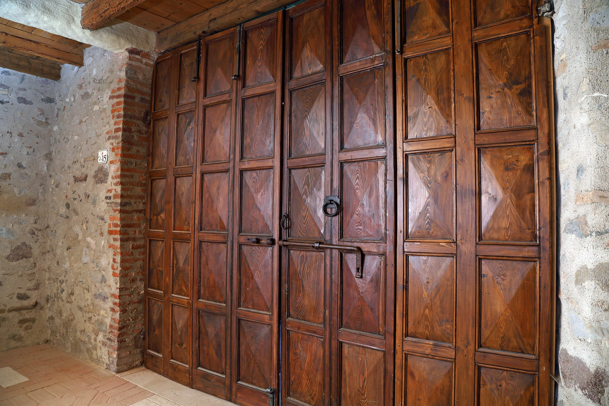 Residence Borgo Mondragon Λατζίζε Εξωτερικό φωτογραφία